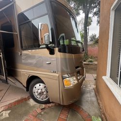2009  Winnebago