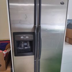 Whirlpool Conquest Double Door Stainless Steel Fridge
