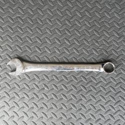 Husky 1-1/8 in. 12-Point SAE Wrench