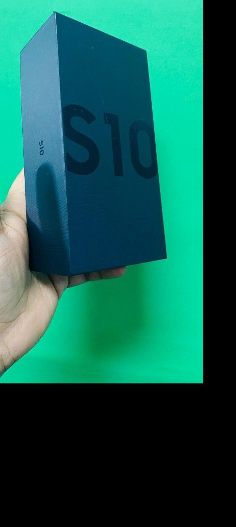 New Samsung Galaxy S10 128gb Unlocked (finance for $50 down, no credit needed - take it home today) $450
