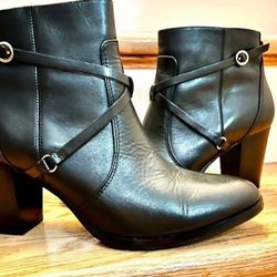 Black Leather Ankle Boots Size 9 By Isaac Mizrahi