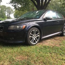2010 Volvo C30-R. (for parts Or repair) 