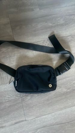 Must Go - New mini Lululemon panny pack