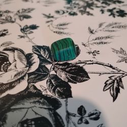 1 Piece Striped Green Malachite 