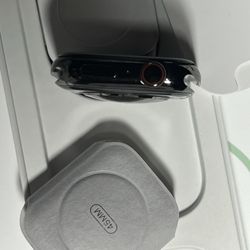 Apple Watch 45MM Series 7