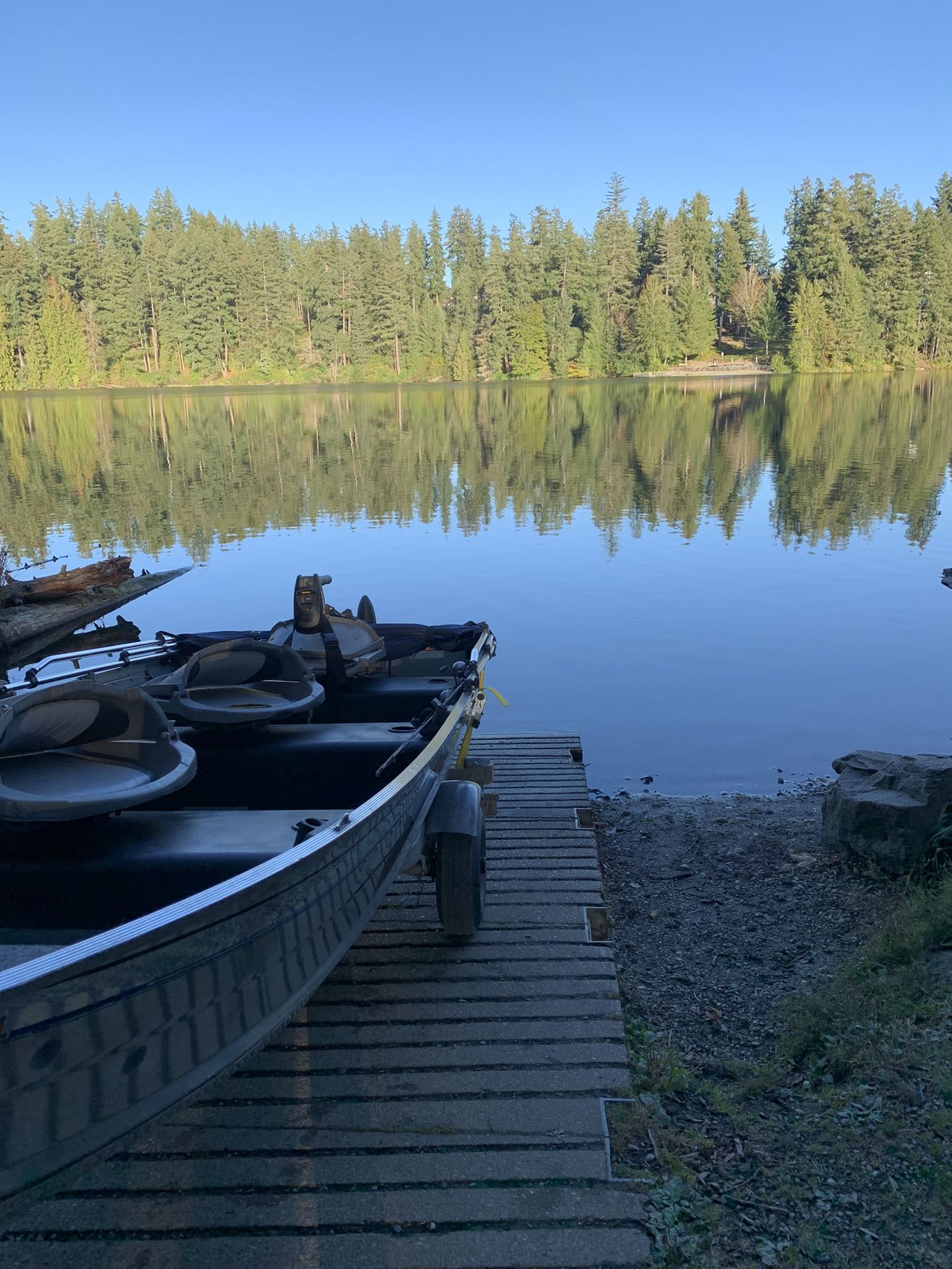 14 Ft Fishing Boat With Trailer