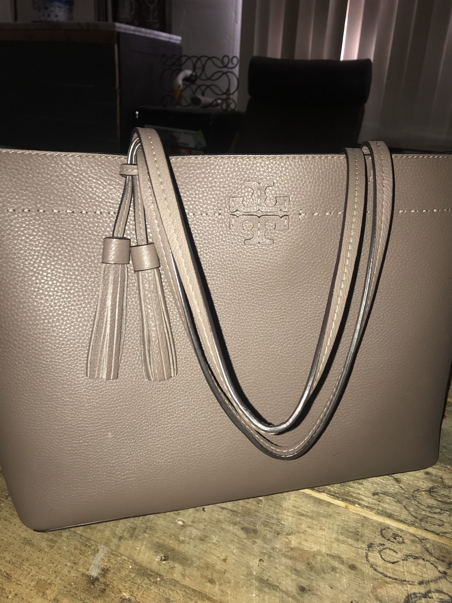 Large Tory Burch McGraw tote- malachite/silver maple