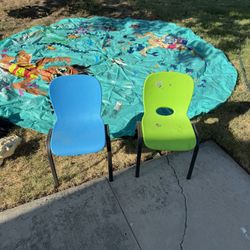 2 Kids Chair 