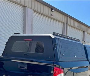 TOYOTA TACOMA SHORT BED 5FT 3RD GEN TACOMA 2016-2023 BRAND NEW BNIB CHINA SMART CAP CAMPER SHELL