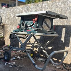 Table Saw With Wheels 