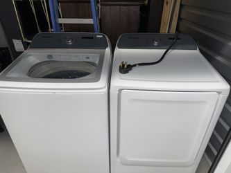 **Samsung Washer & Dryer Set - Great Deal!**