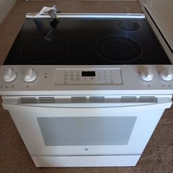 GE Electric Stove And Oven