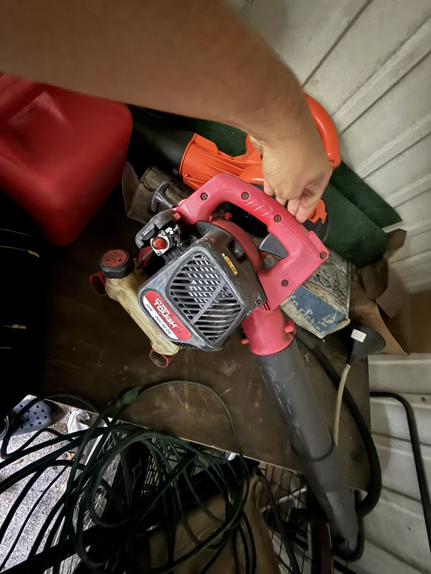 Leaf Blower