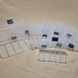 clear plastic storage containers