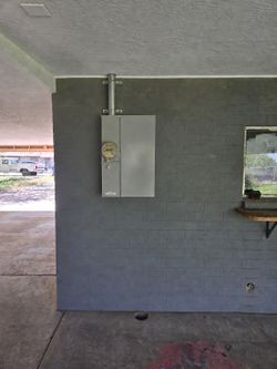 Electrical panel/ caja de luz