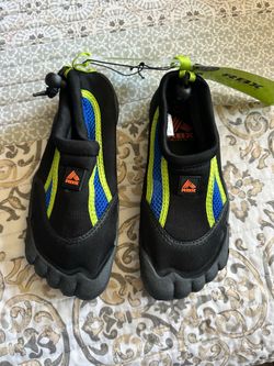Kids water shoes