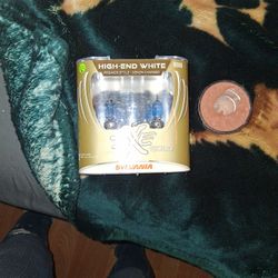 Sylvania High End White 
