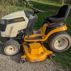 Cub Cadet LGT1054 With LOW Hours!
