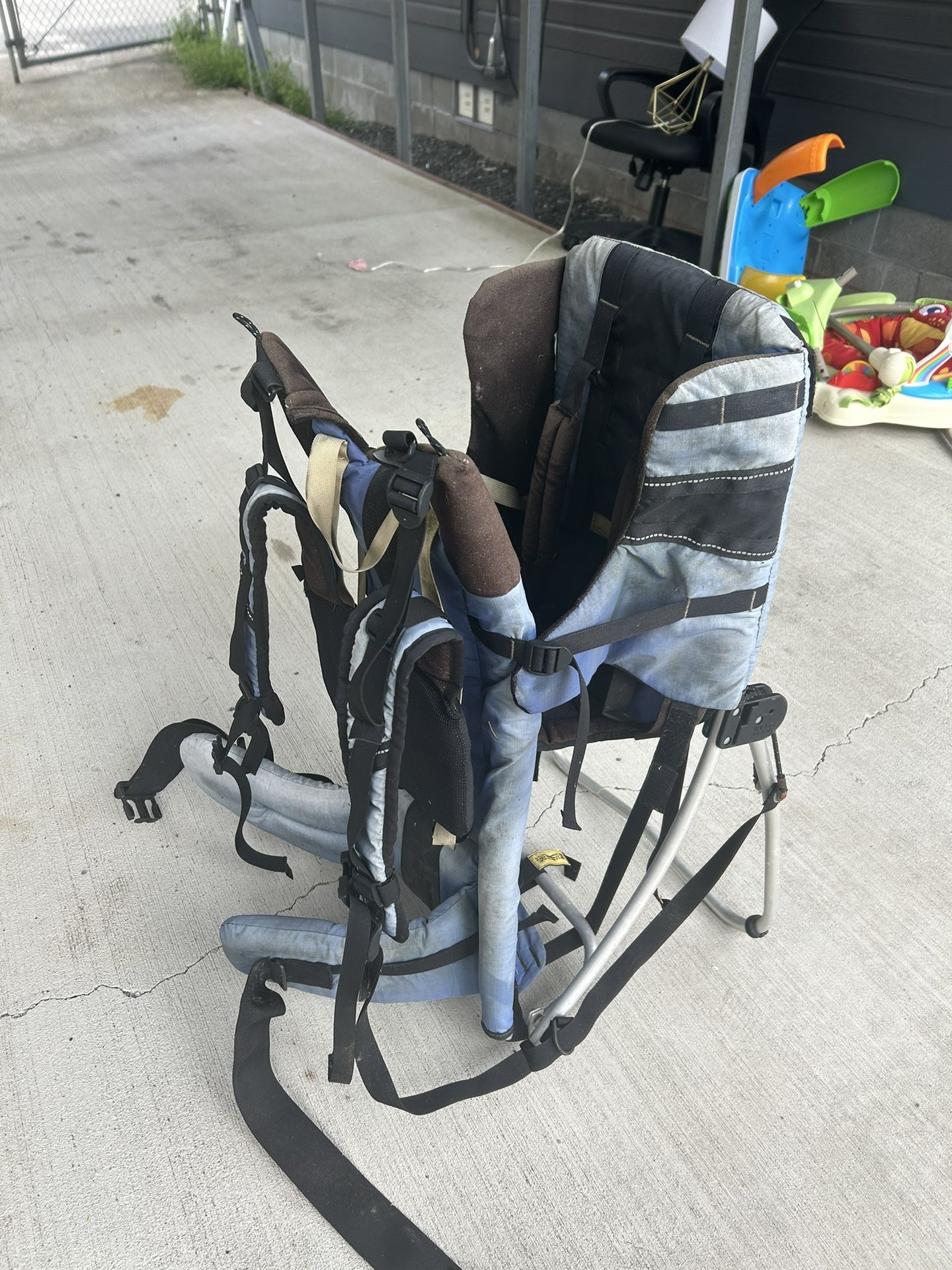 Baby Hiking Back back