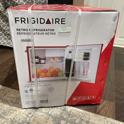 Frigidaire 1.6 Cu ft Retro Compact Refrigerator With Side Bottle Opener