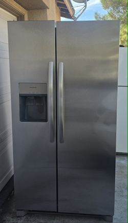 Frigidaire Refrigerator