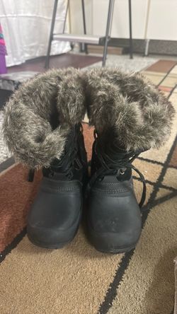 Snow woman boot