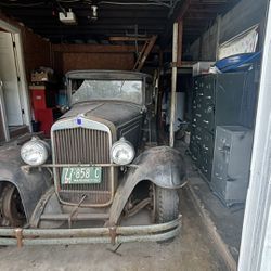 Old Senior Car 