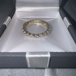 Gold Diamond Ring 
