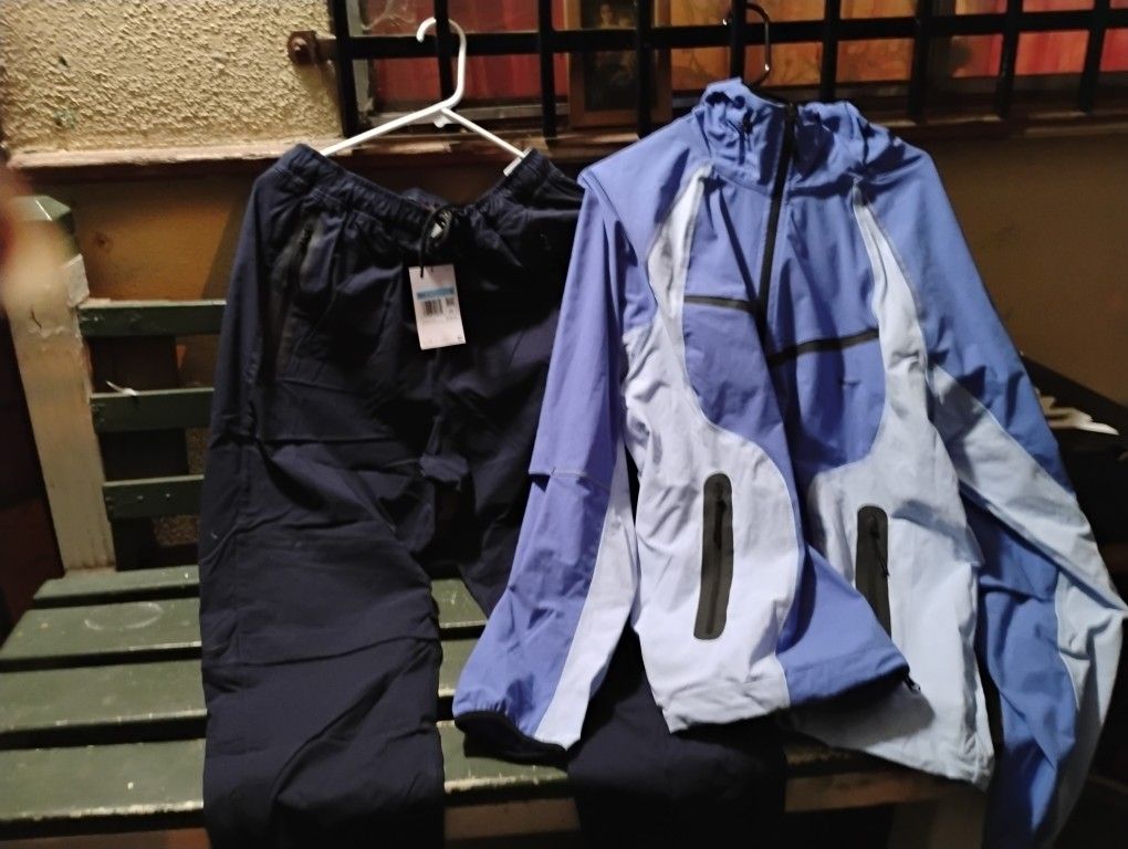 Nike Windbreakers 35 Each