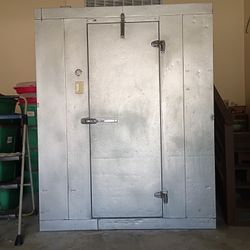 Walk In Cooler