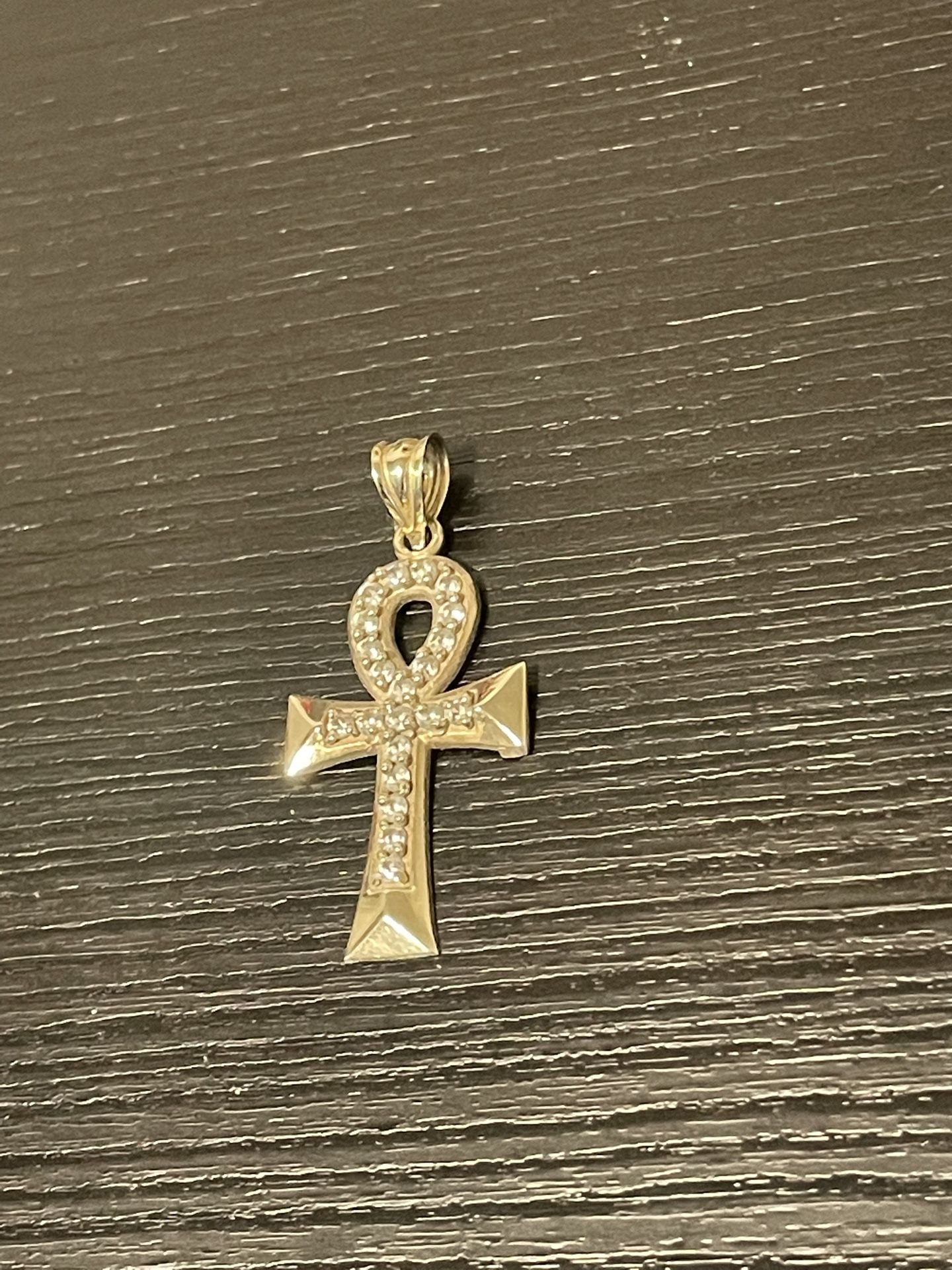 10k Unk Cross Pendant 💯