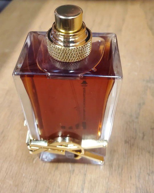 
Yves Saint Laurent/ Libre Le Parfum EAU De Parfum 3 onz made in France. Not Box*