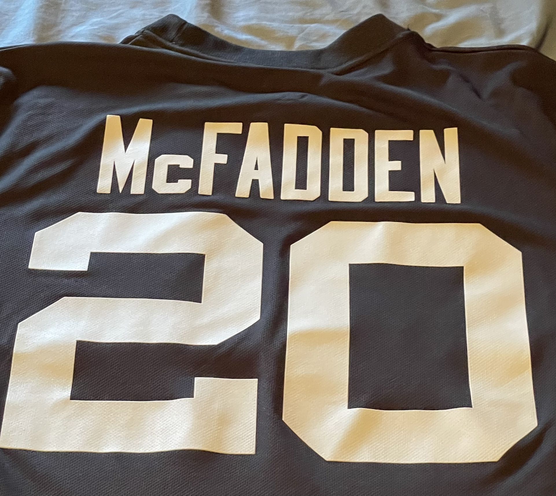 Oakland Raiders #20 Darren McFadden Jersey. Men’s Size:XL