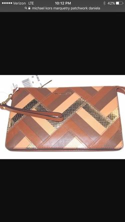 Brand new Michael kors wristlet large brown leather