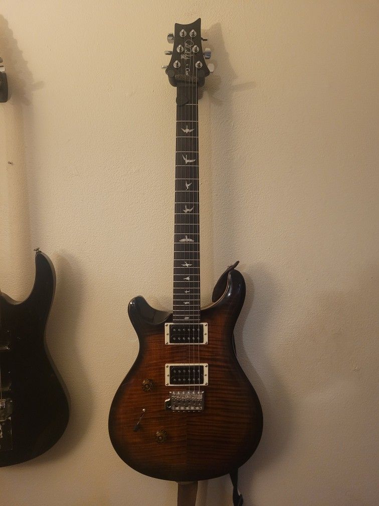 Left Handed PRS SE Custom Guitar