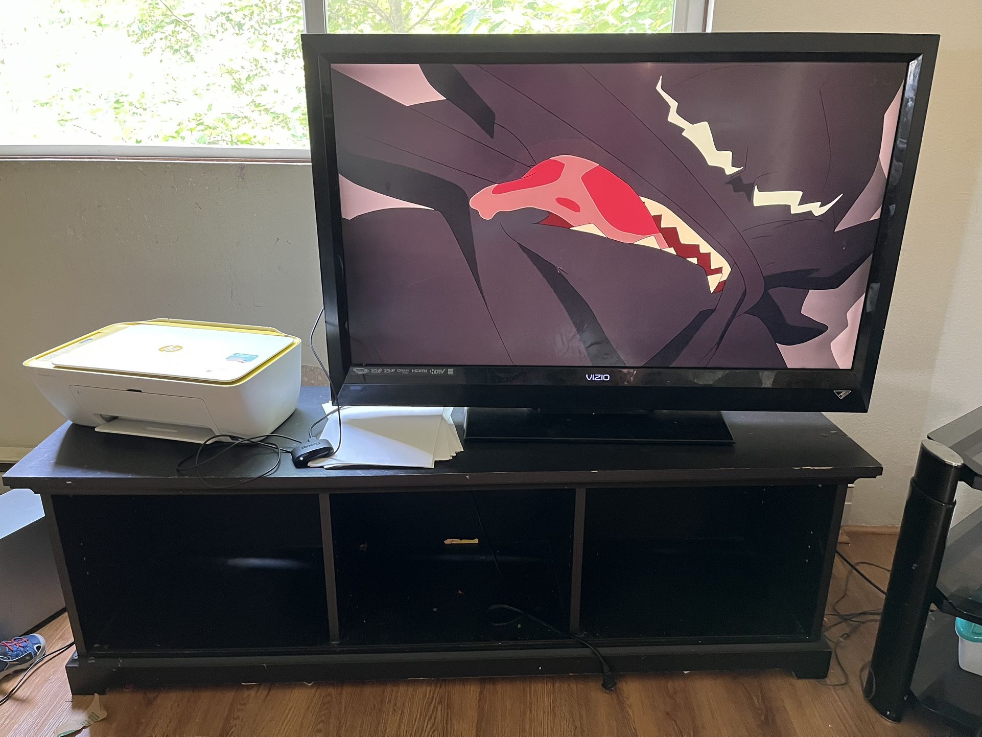 Free TV Stand