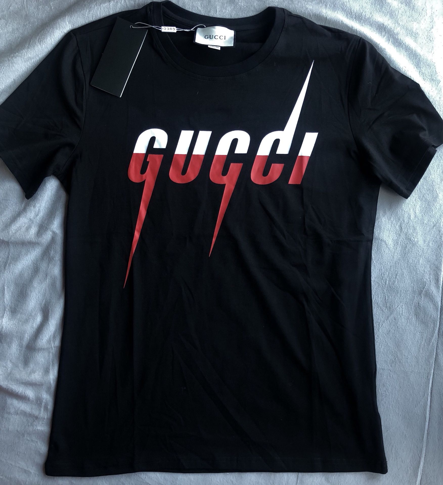 Black Gucci t shirt