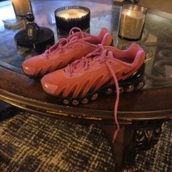 Nike Women's Pink Running Shoe