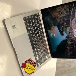 MacBook Pro 8ram 256gb I5 2020