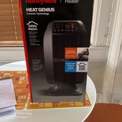 Space Heater - Like New! In Box 