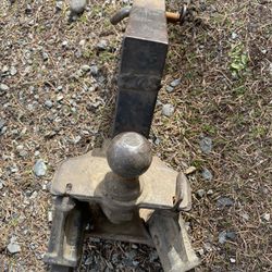 Reeses Equalizer Hitch
