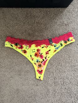 Torrid Curve Thong Yellow Pink Floral Lace Trim Size 1 New with Tags