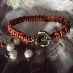 Leather Bracelet And Freshwater Pearls 