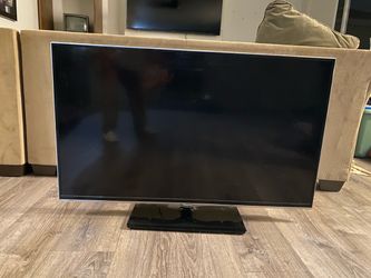 Flat Screen TV  Monitor with Stand