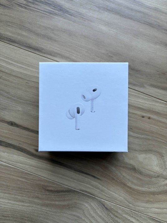 Apple AirPods Pro 2nd Generation with MagSafe Wireless Charging Case (USB-C)