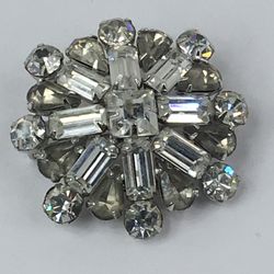 RHINESTONE BROOCH 