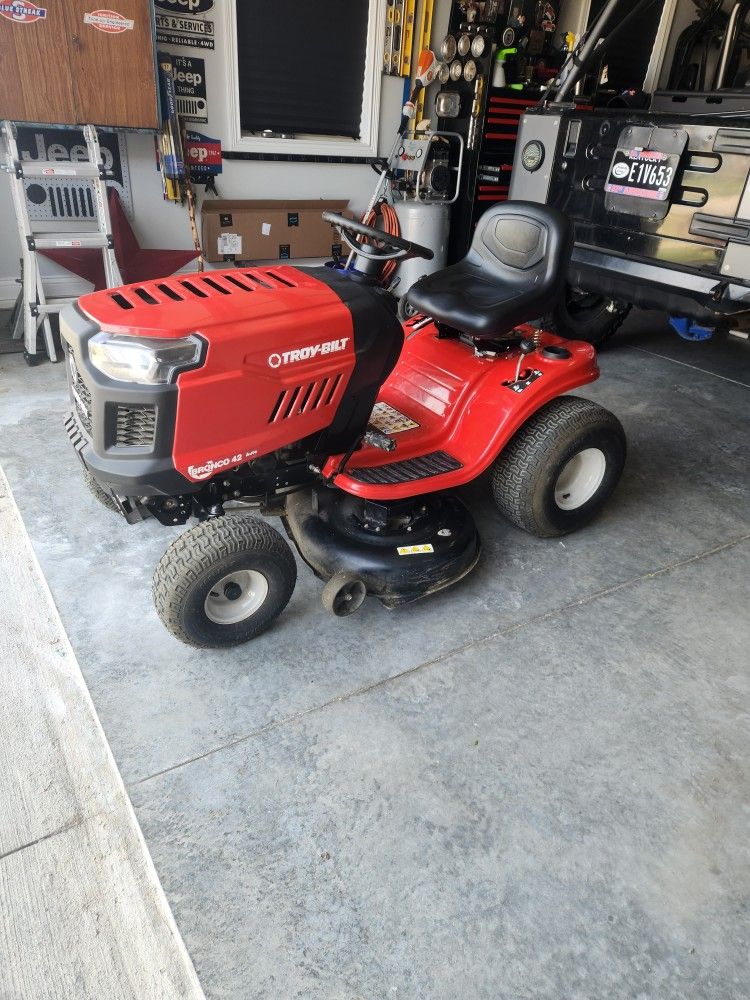 2021 new troy bilt bronco
