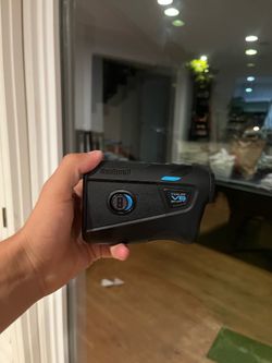 Bushnell Tour V6 Shift Golf Laser Rangefinder - Excellent Condition