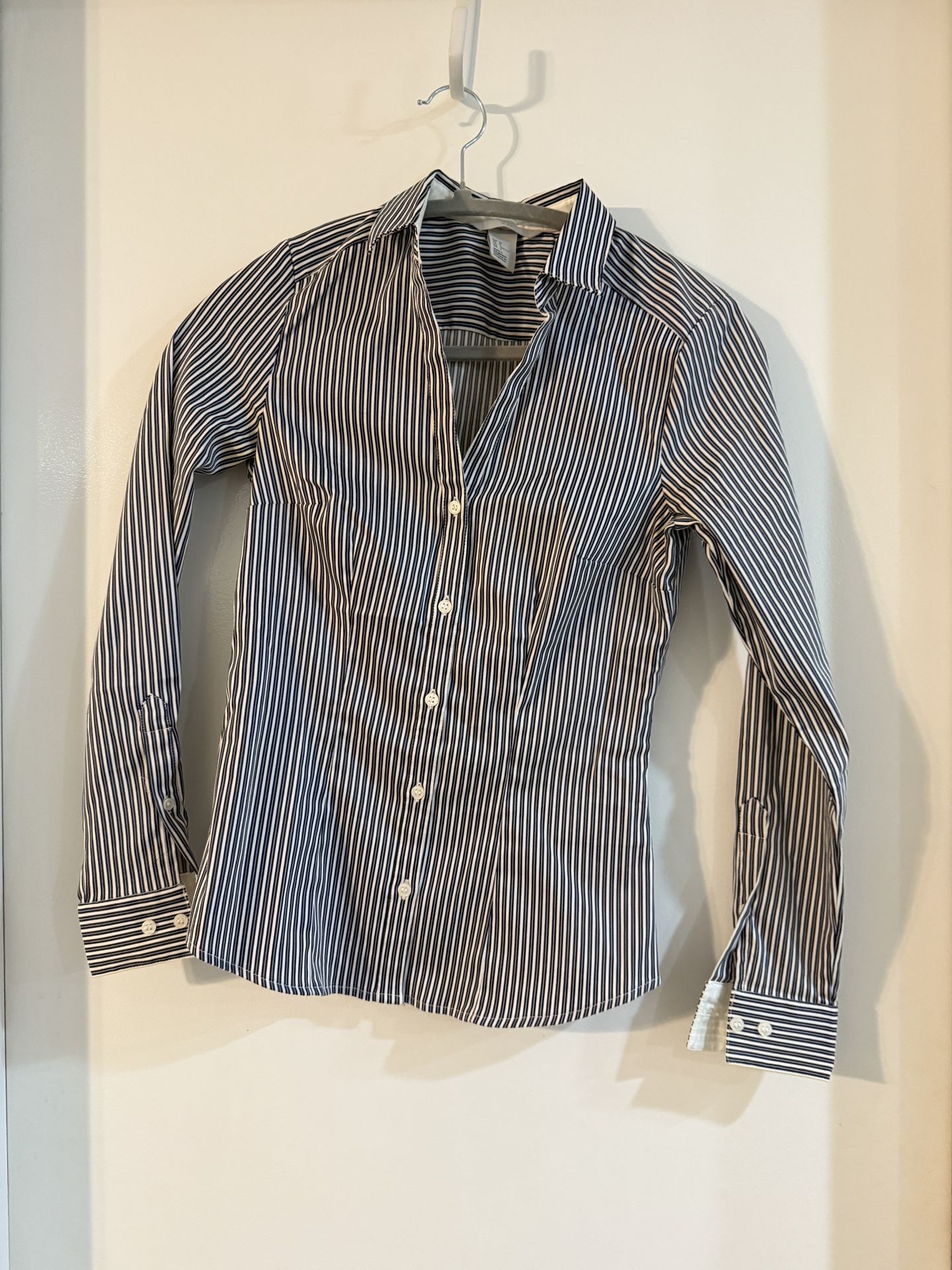 Shirt XS New Without Tag