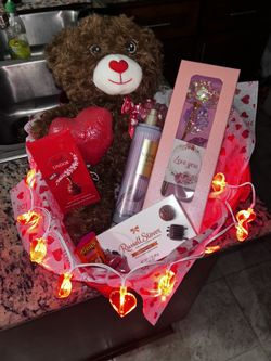 Valentine Basket 🔥💕💕